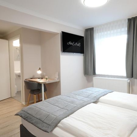 Hotel Kuehl Neumünster Екстериор снимка