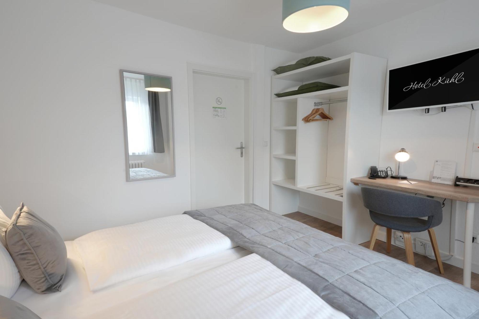 Hotel Kuehl Neumünster Екстериор снимка